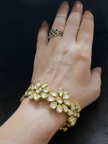 Flower design kundan openable kadas (set of two)