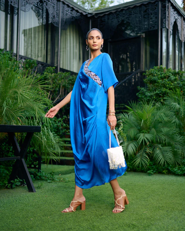 resized_CHIQUE41720_621x.progressive